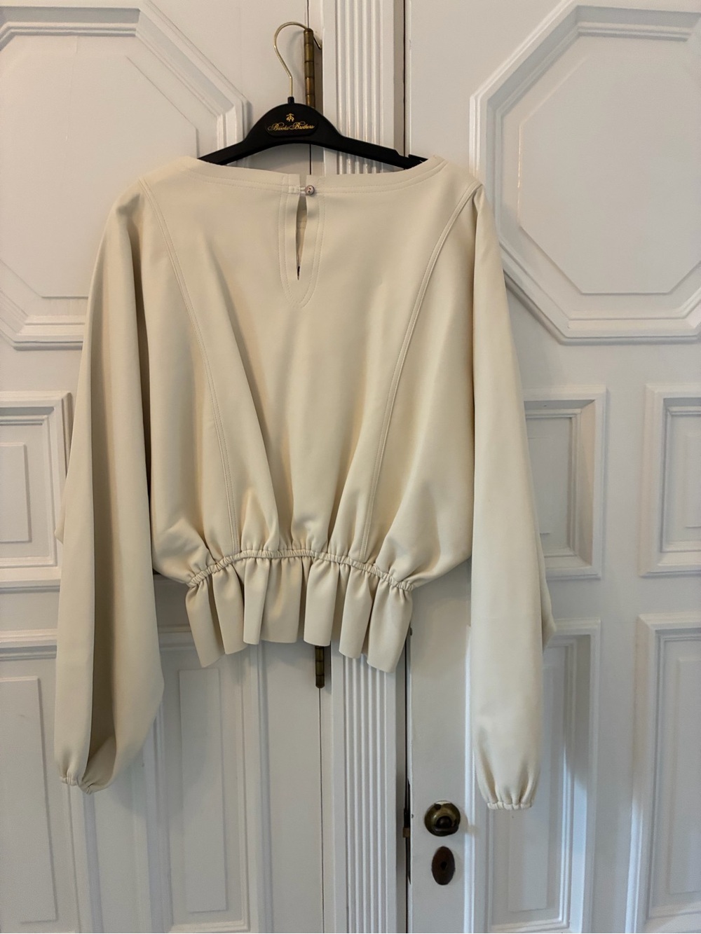 Cream Elastic-Hem Women’s Top - Picture 2 of 2